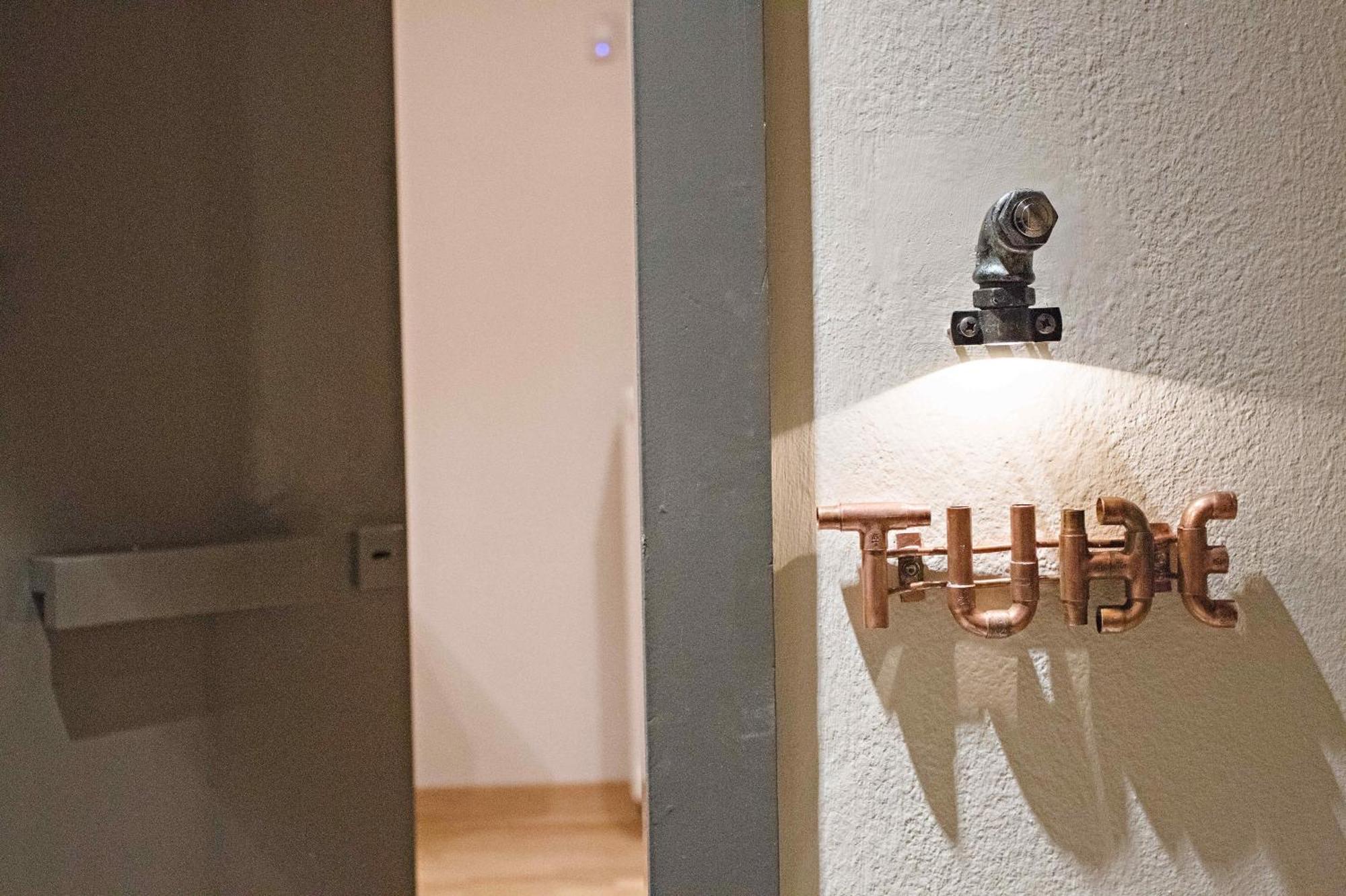 Hidesign Athens Tube Luxury Apt In Kolonaki Exterior photo